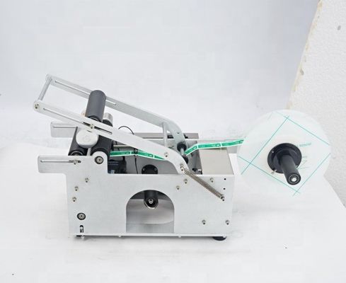 デジタルプラスチックの丸いボトルラベル付け機械 操作が簡単 半自動ラベルアプリケーション